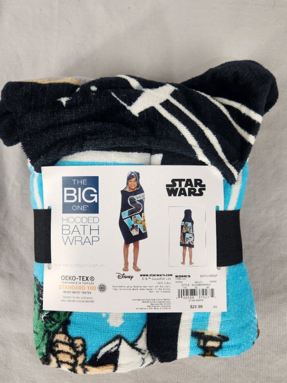 NWT Disney Star Wars Hooded Bath Wrap Towel for Kids 25 inches by 50 inches